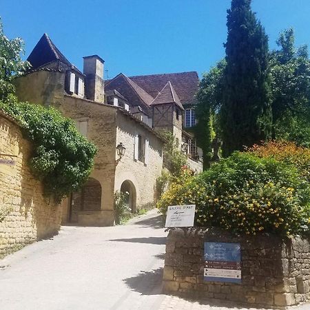 Les Appartements De Bacchus Sarlat Exterior foto